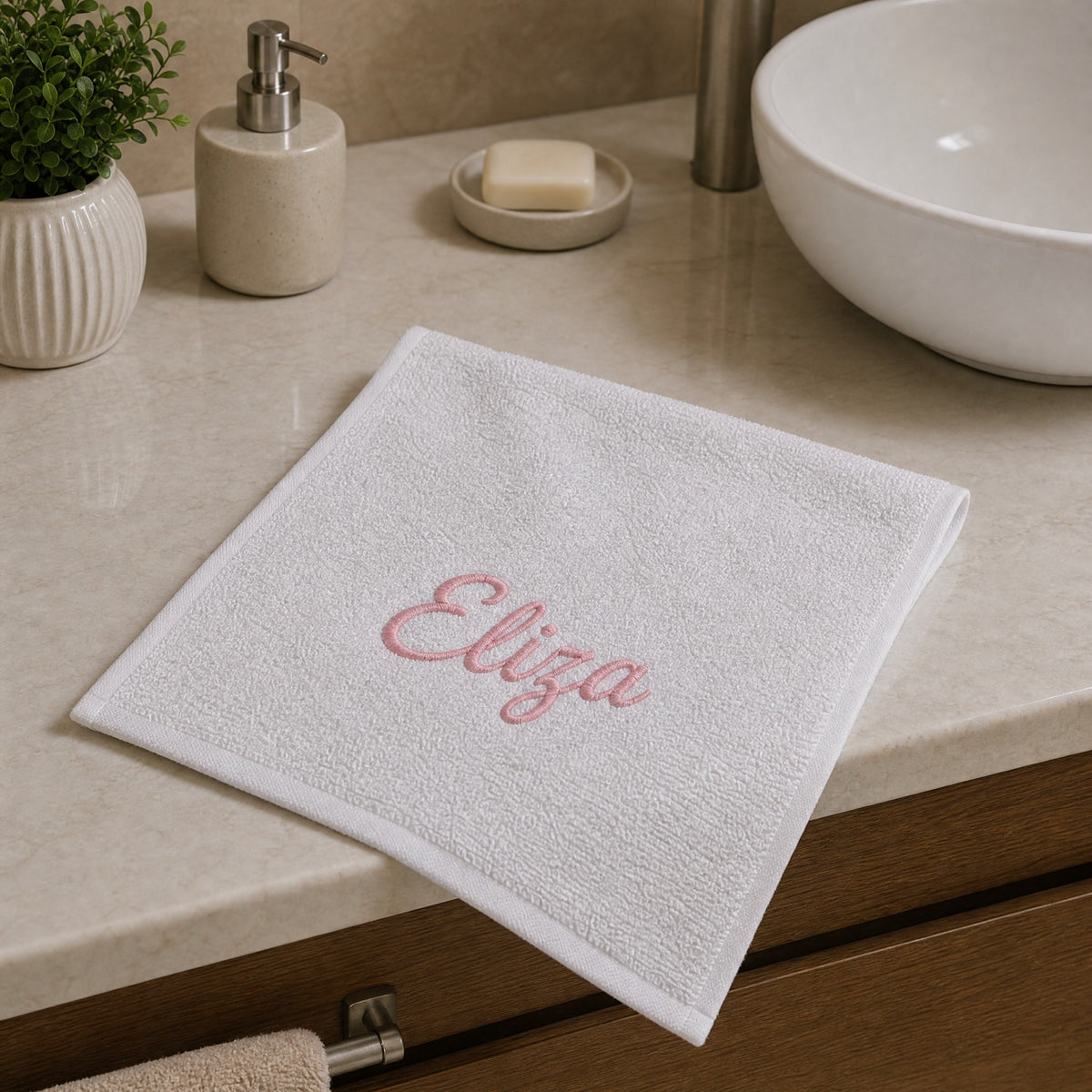 Eliza personalized bamboo hand towel, pink script embroidery on white — photo 4