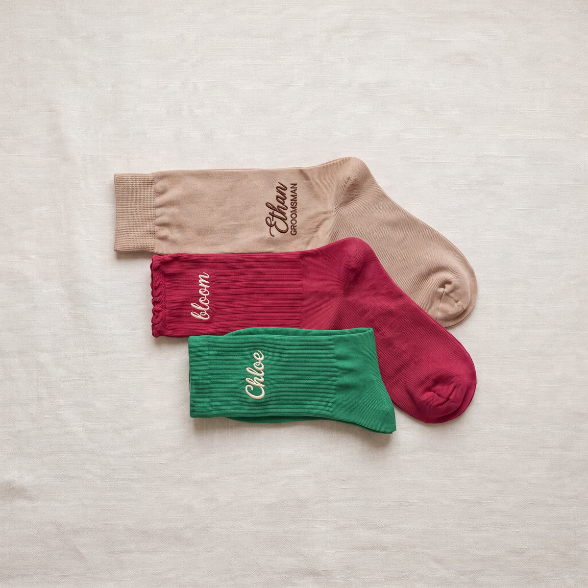 Personalized embroidered socks: dress, ruffle and crew socks with names — Eddia