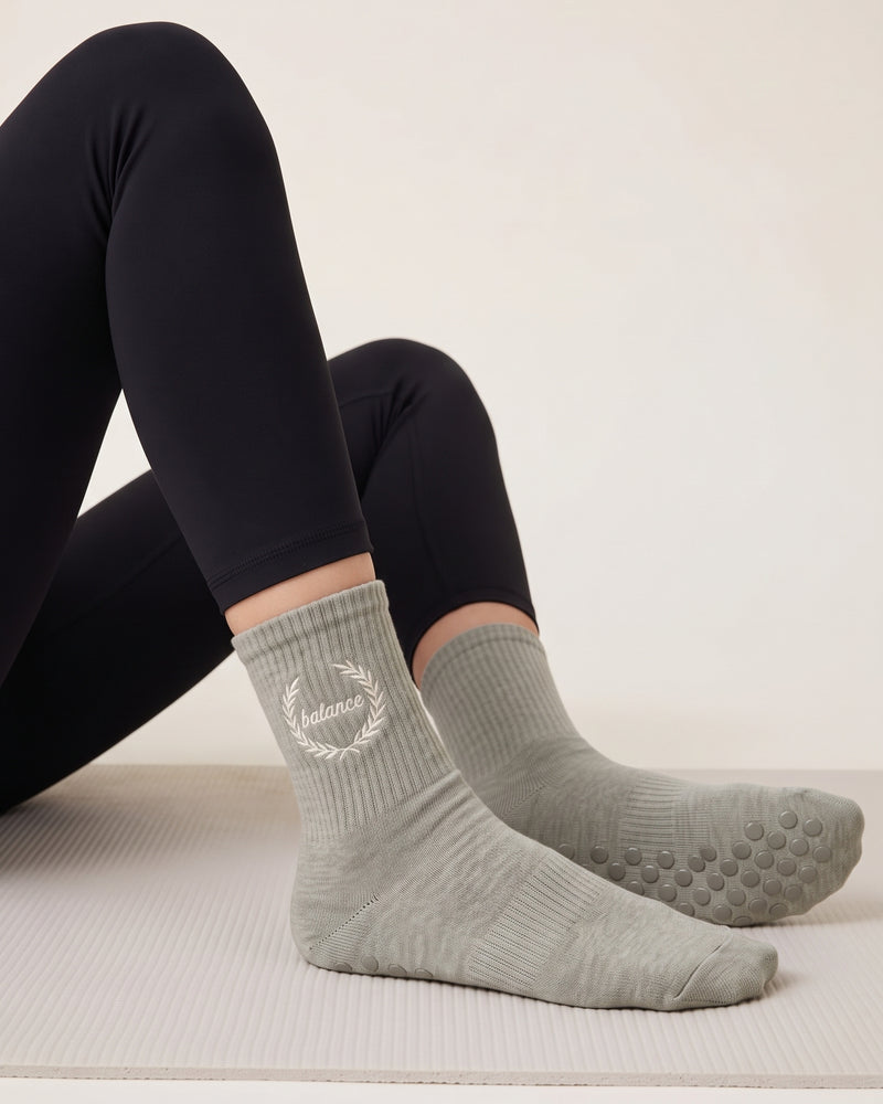 Wholesale Khaki Dot Grip Pilates Socks | Bulk Custom Embroidery, 100+ Pairs