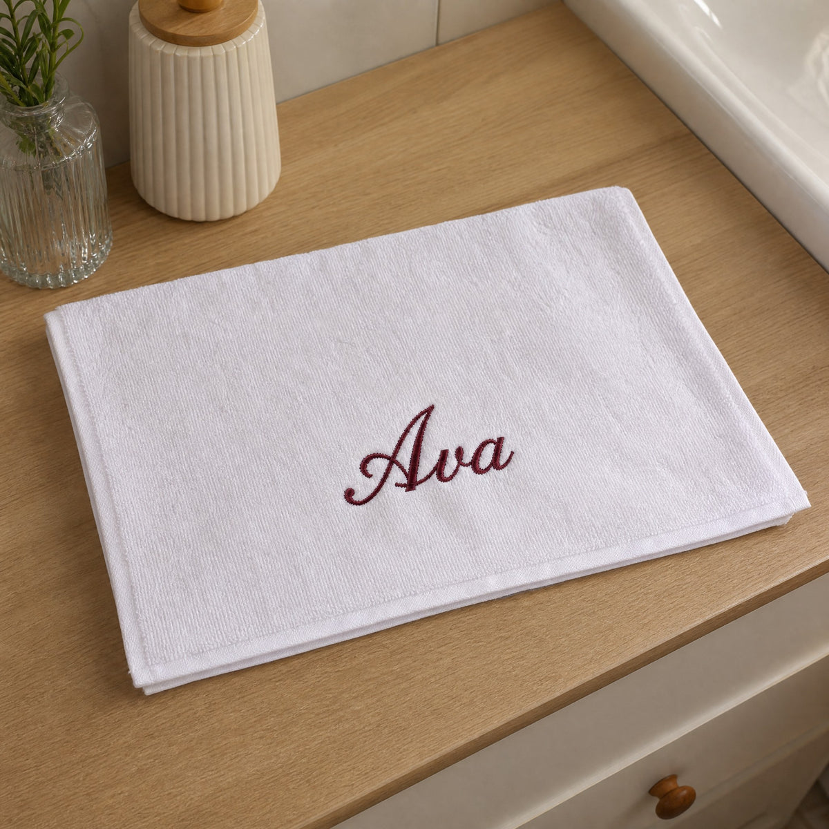Ava personalized bamboo hand towel, burgundy script embroidery on white — photo 3