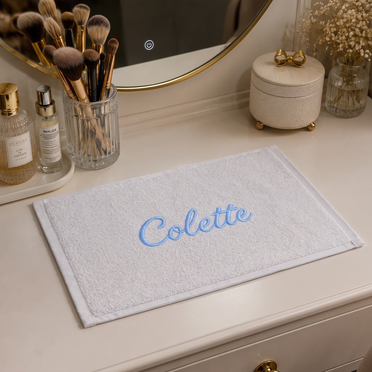 Colette personalized bamboo hand towel, sky blue script embroidery on light gray — photo 3